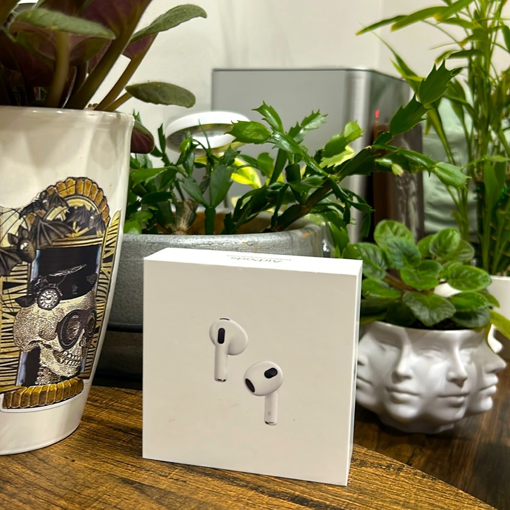 Apple AirPods